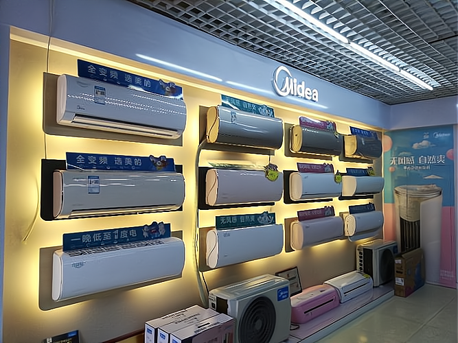 武汉美的中央空调总代理技术服务深度解析